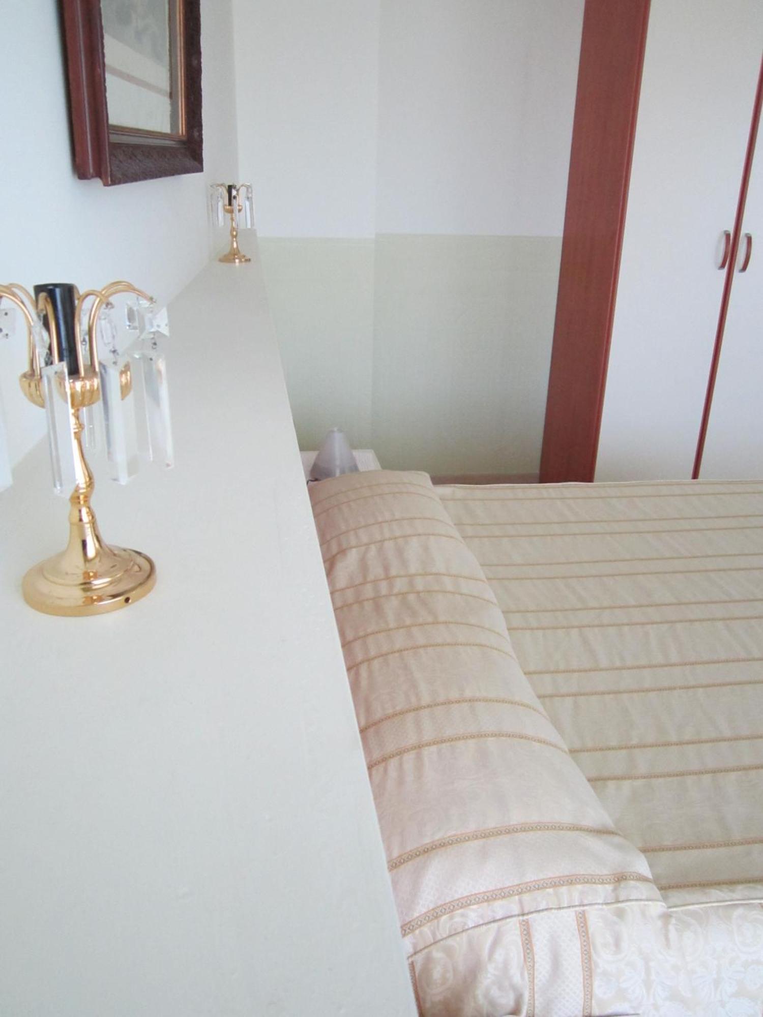 Tourist Hotel Potenza Bagian luar foto