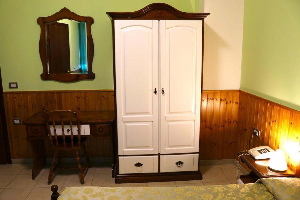 Tourist Hotel Potenza Bagian luar foto